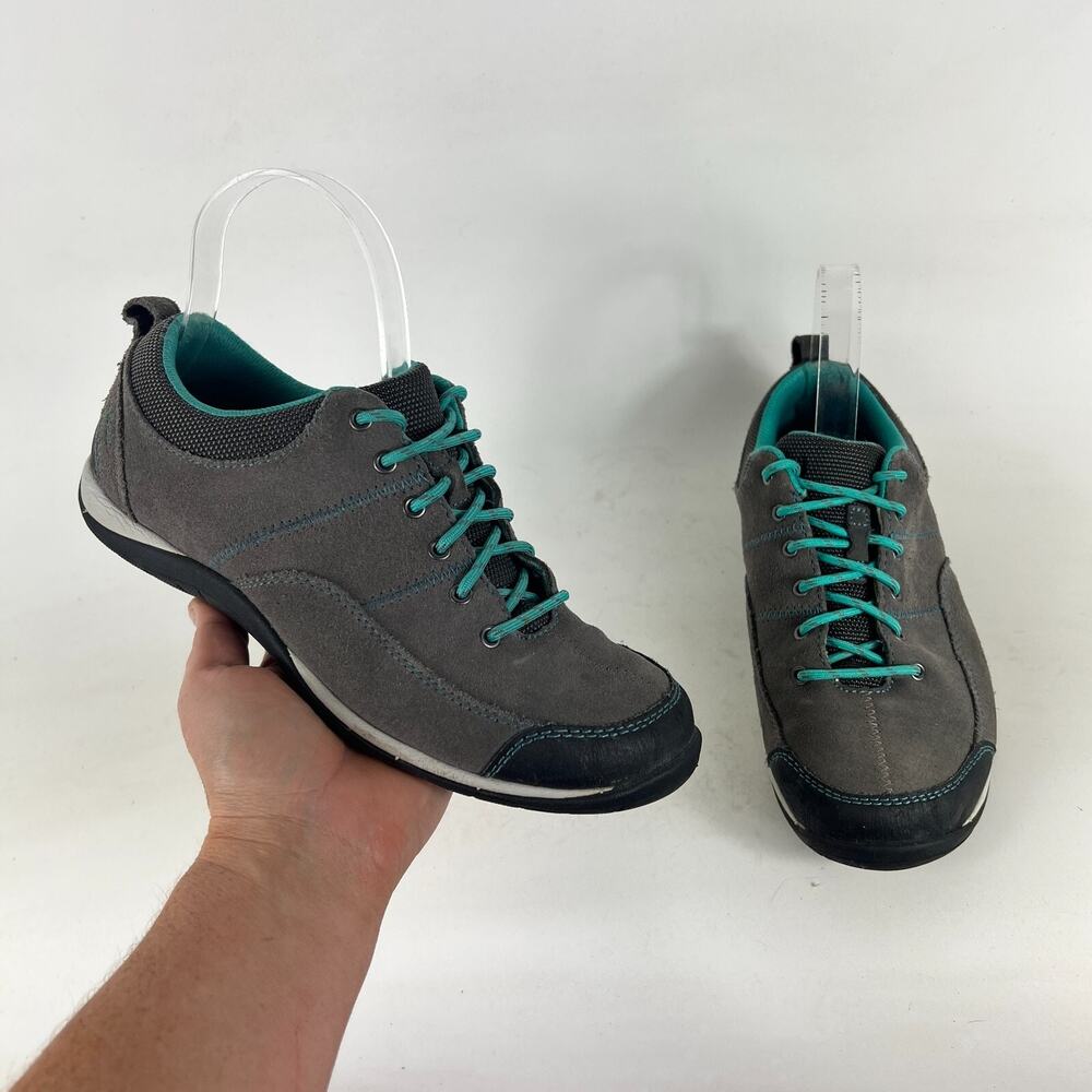 L.L. Bean Beansport Feldspar Women's 7 Gray Suede Lace Up Athletic Shoes 293352